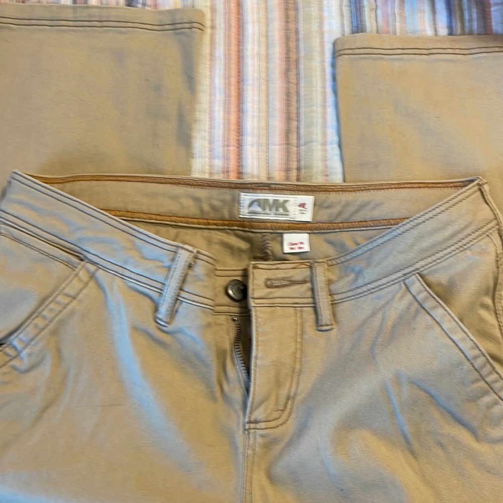 Khaki pants size 4 reg